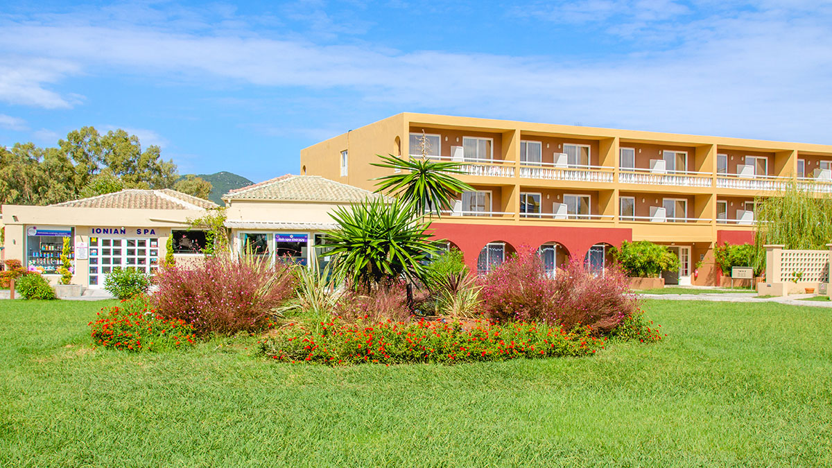 Canvas by Mitsis Messonghi